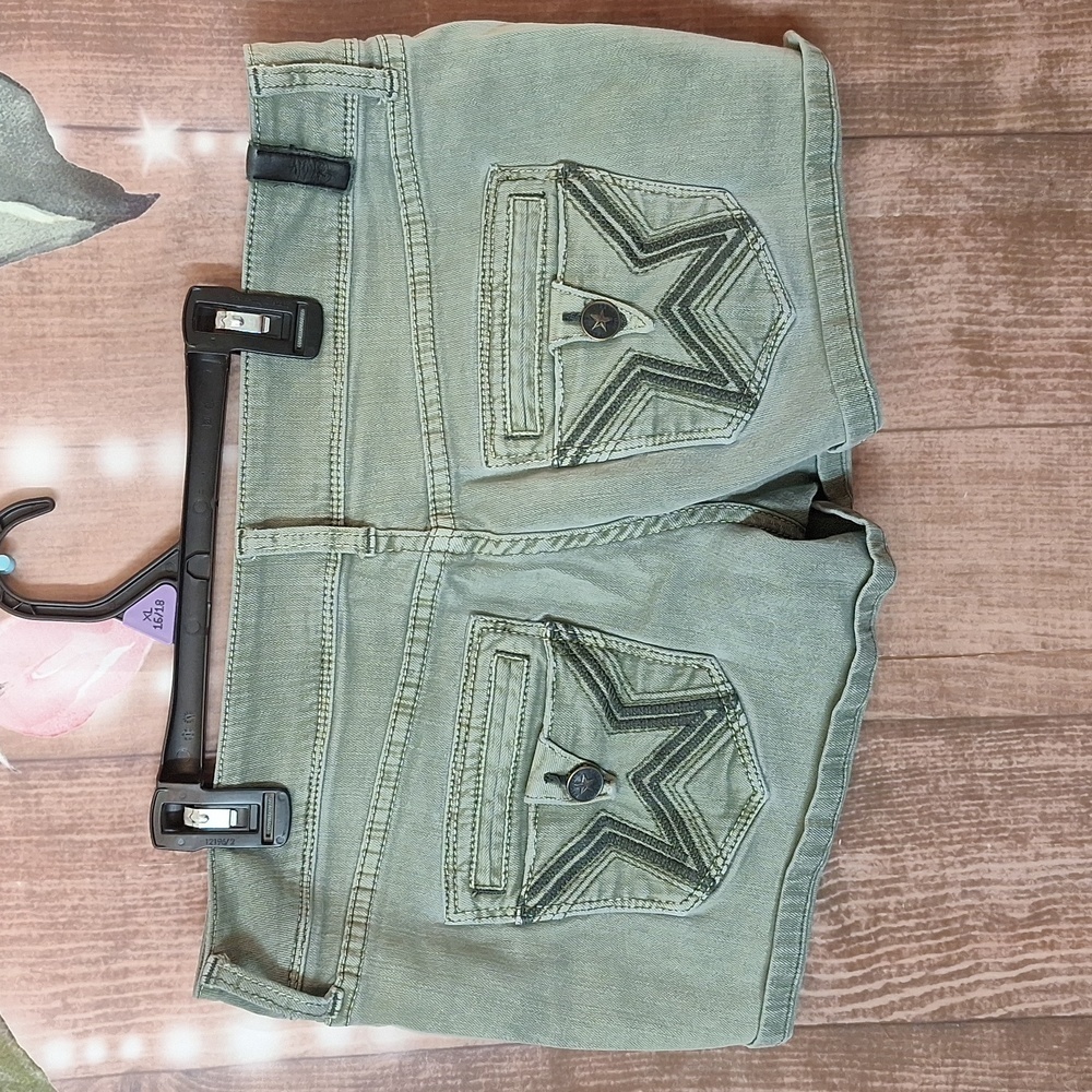 PEOPLE'S LIBERATION GREEN SHORT SHORTS 11/12 - Picture 3 of 8